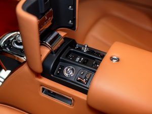 Rolls-Royce, Phantom, VII Рестайлинг (Series II), 2013 купить в салоне Million Miles