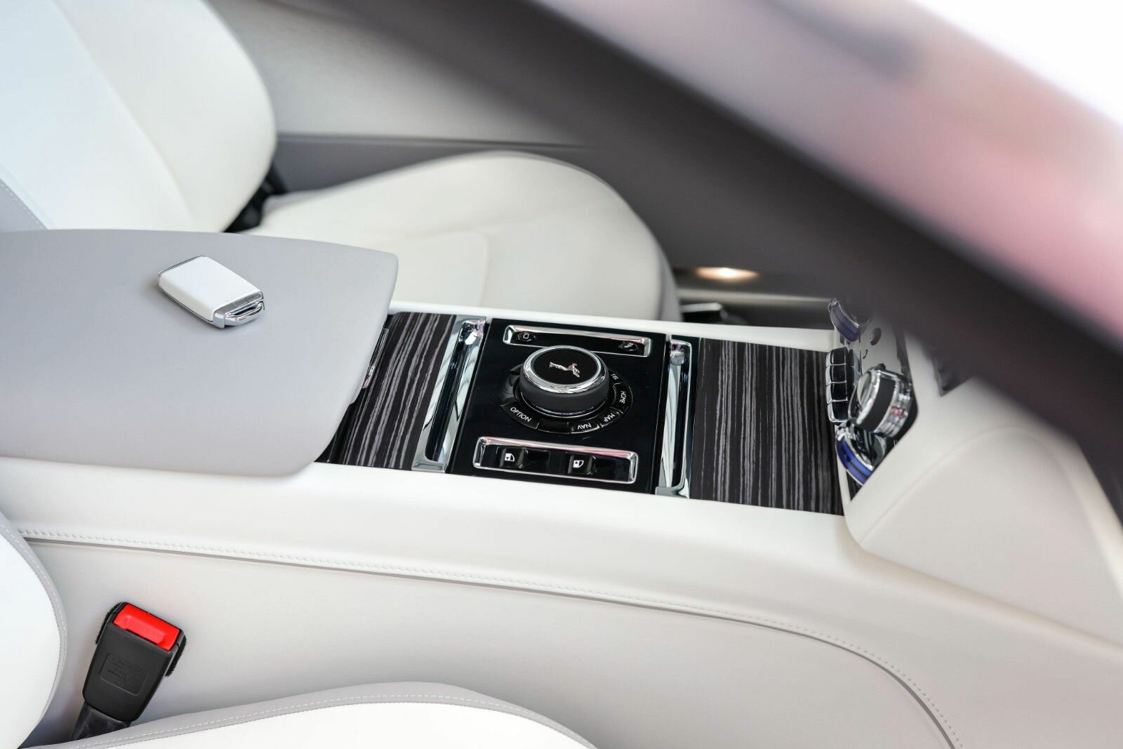 Rolls-Royce, Spectre, I, 2025 купить в салоне Million Miles