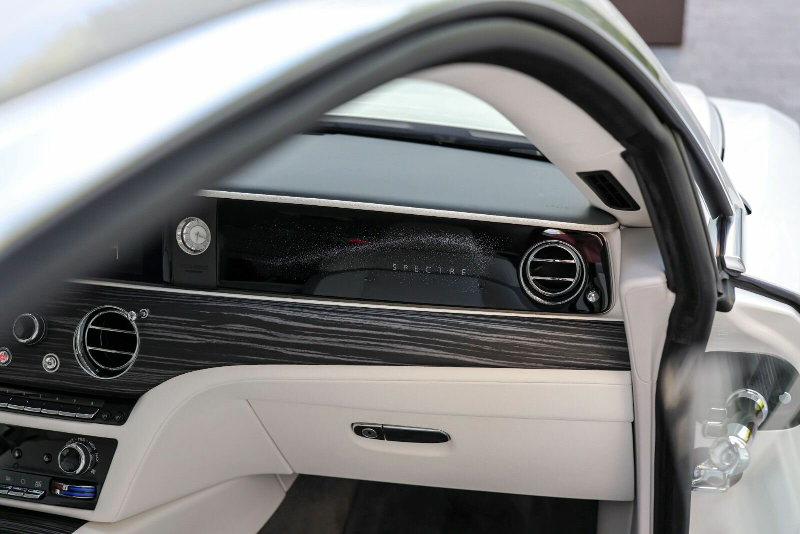 Rolls-Royce, Spectre, I, 2025 купить в салоне Million Miles