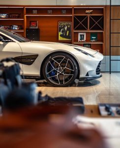 Aston Martin, Vanquish, III, 2024 купить в салоне Million Miles