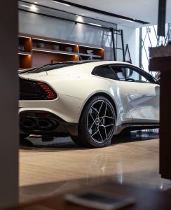 Aston Martin, Vanquish, III, 2024 купить в салоне Million Miles