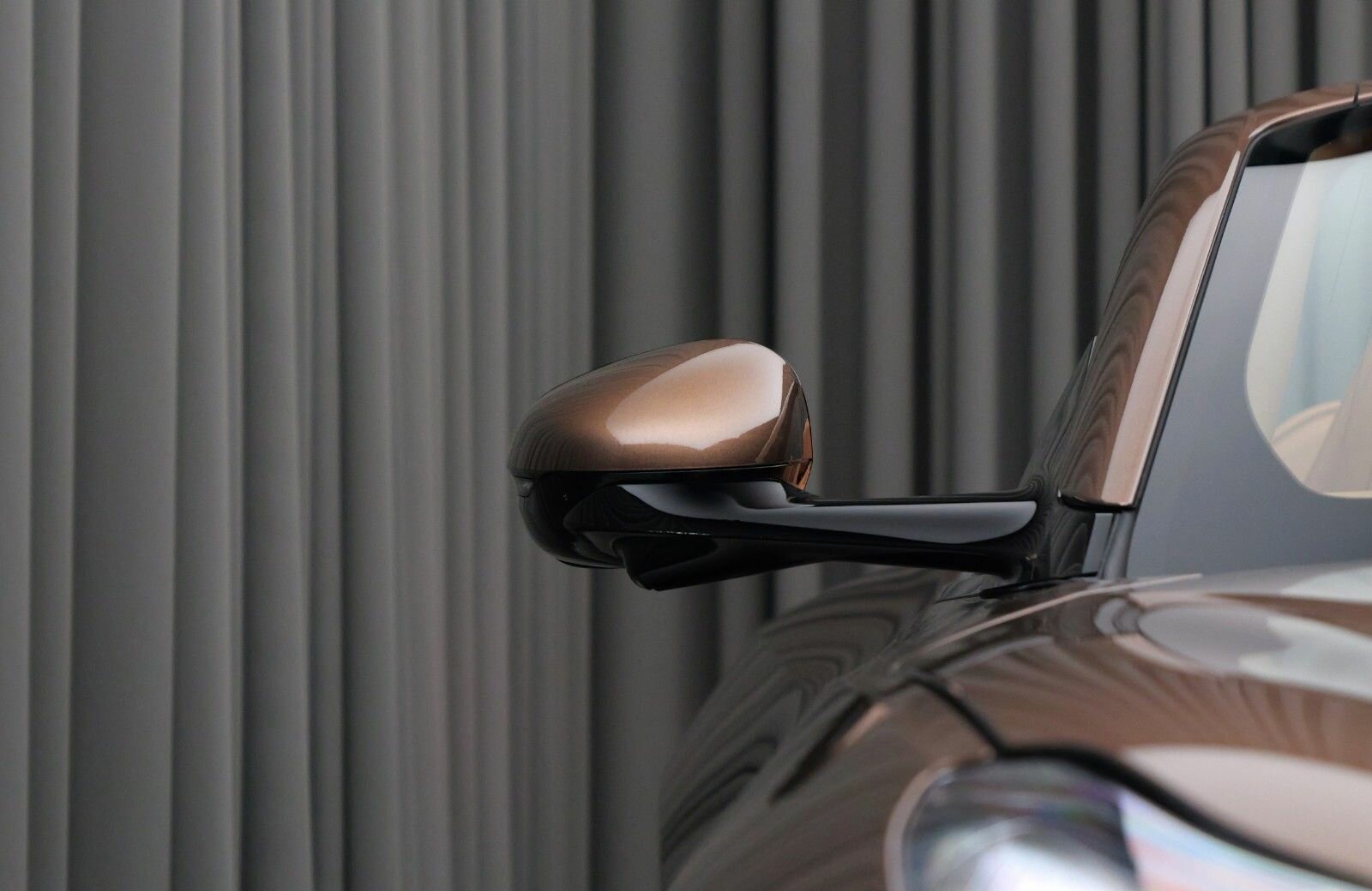 Aston Martin, DB12, I, 2025 купить в салоне Million Miles