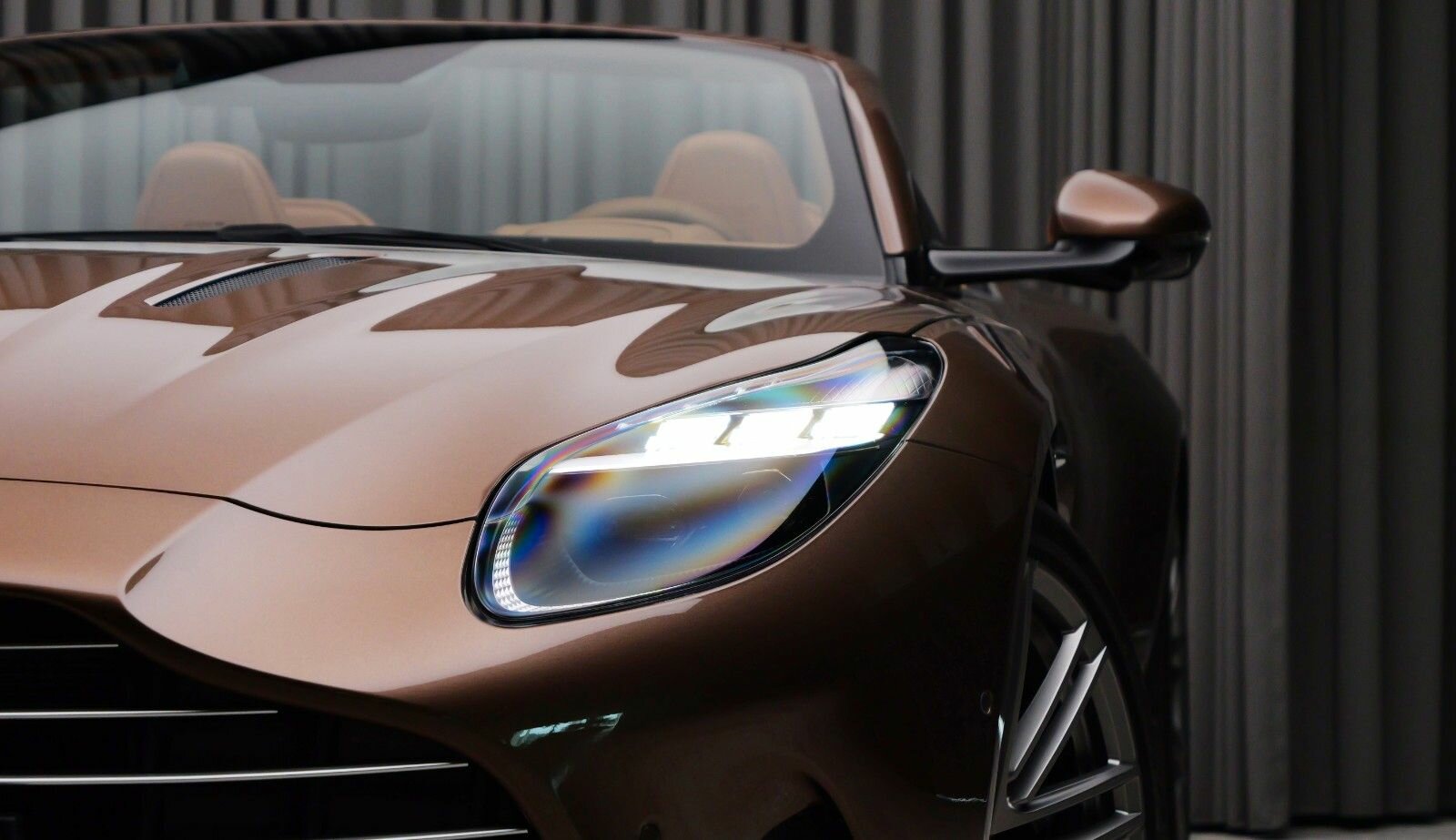 Aston Martin, DB12, I, 2025 купить в салоне Million Miles