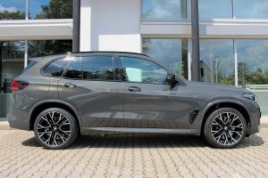 BMW, X5 M, III (F95) Рестайлинг, 2025 купить в салоне Million Miles