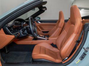 Porsche, 911, VIII (992) Рестайлинг, 2024 купить в салоне Million Miles