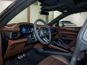 Porsche, Macan, II, 2024 купить в салоне Million Miles