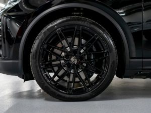 Porsche, Macan, II, 2024 купить в салоне Million Miles