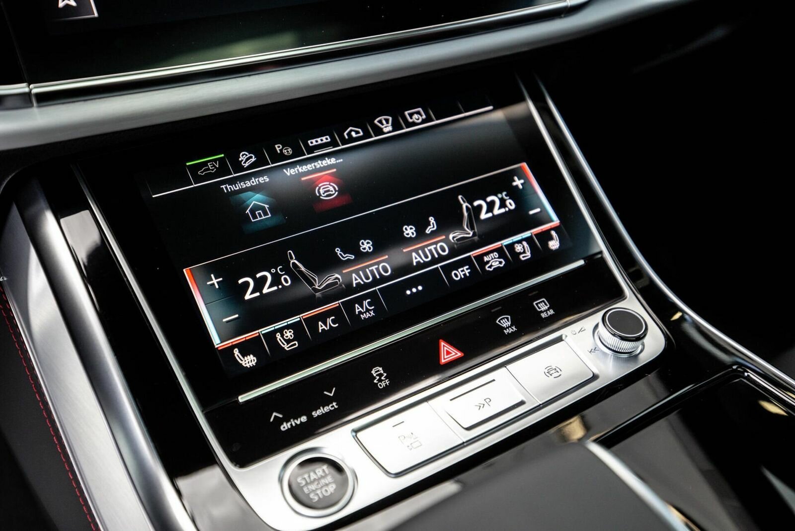 Audi, Q8, I (4M) Рестайлинг, 2025 купить в салоне Million Miles