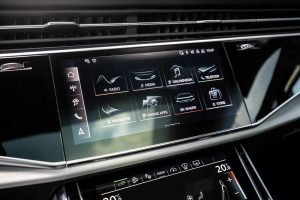 Audi, Q8, I (4M) Рестайлинг, 2025 купить в салоне Million Miles