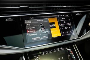 Audi, Q8, I (4M) Рестайлинг, 2025 купить в салоне Million Miles