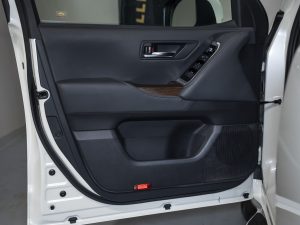 Toyota, Land Cruiser, 300 Series, 2022 купить в салоне Million Miles
