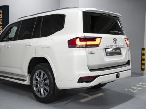 Toyota, Land Cruiser, 300 Series, 2022 купить в салоне Million Miles