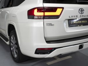 Toyota, Land Cruiser, 300 Series, 2022 купить в салоне Million Miles