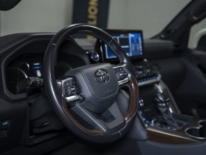 Toyota, Land Cruiser, 300 Series, 2022 купить в салоне Million Miles