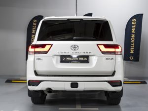 Toyota, Land Cruiser, 300 Series, 2022 купить в салоне Million Miles