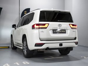 Toyota, Land Cruiser, 300 Series, 2022 купить в салоне Million Miles