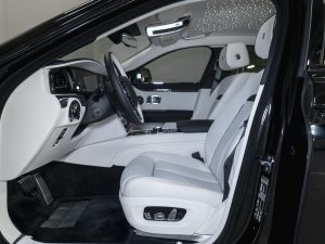 Rolls-Royce, Ghost, II Рестайлинг (Series II), 2025 купить в салоне Million Miles