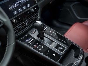 Porsche, Macan, II, 2024 купить в салоне Million Miles