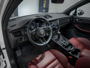 Porsche, Macan, II, 2024 купить в салоне Million Miles