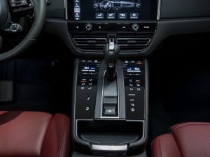 Porsche, Macan, II, 2024 купить в салоне Million Miles
