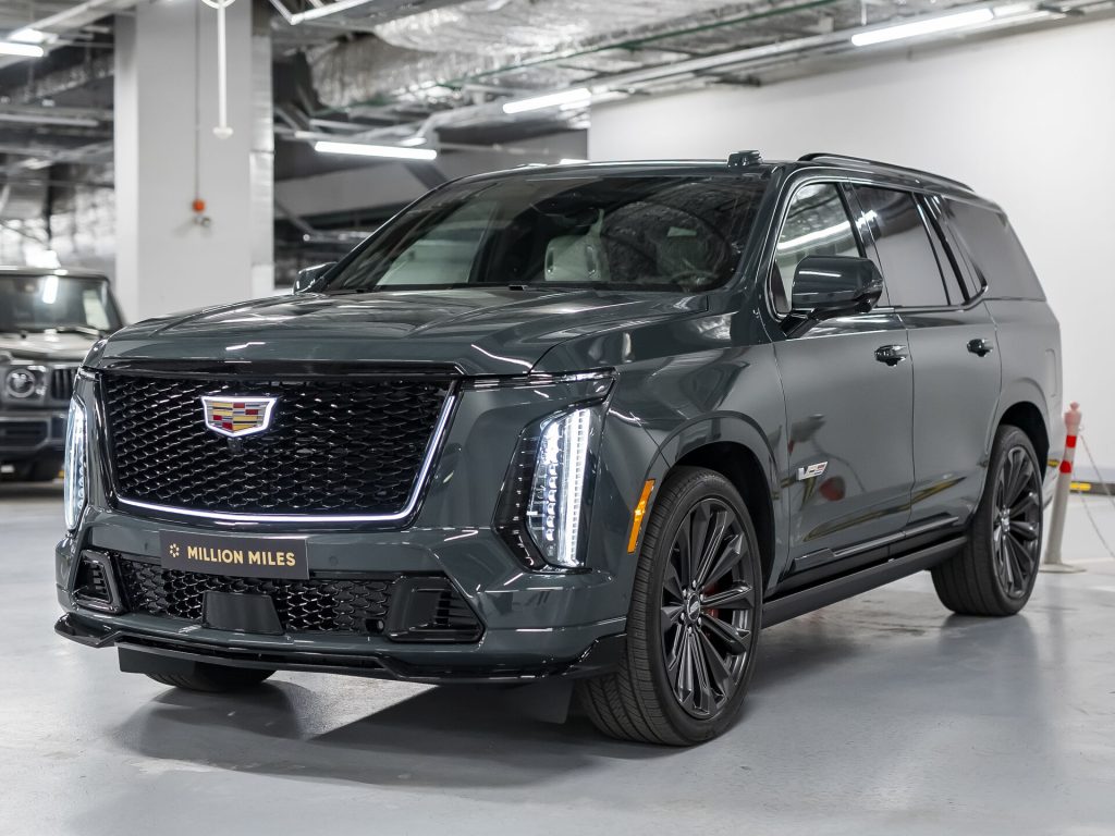 Cadillac, Escalade-V, I Рестайлинг, 2024 купить в салоне Million Miles