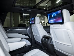 Cadillac, Escalade-V, I Рестайлинг, 2024 купить в салоне Million Miles