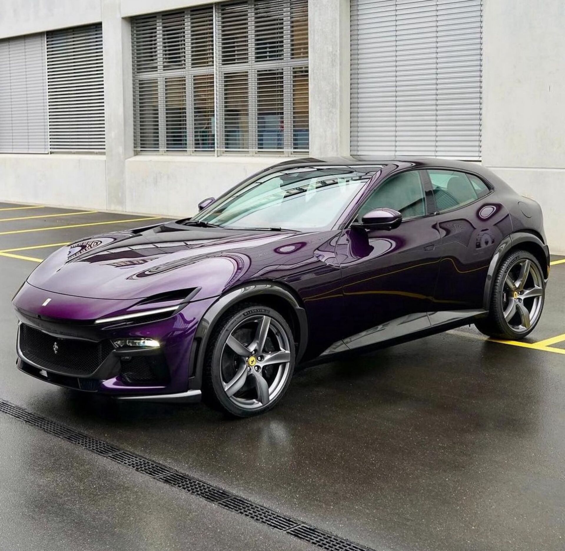 Ferrari, Purosangue, I, 2024
