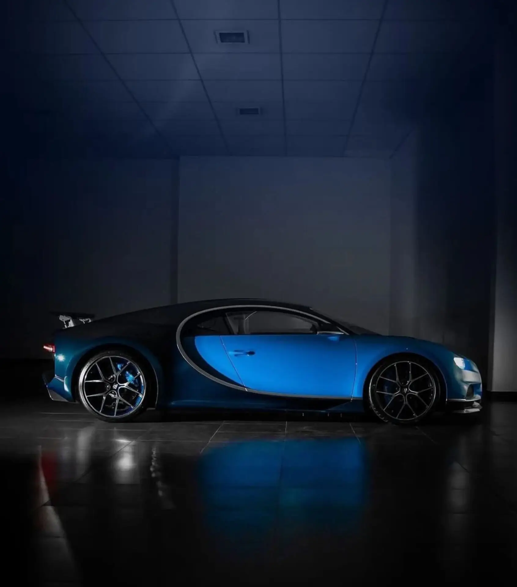 Bugatti Chiron, I, 2023 купить в салоне Million Miles