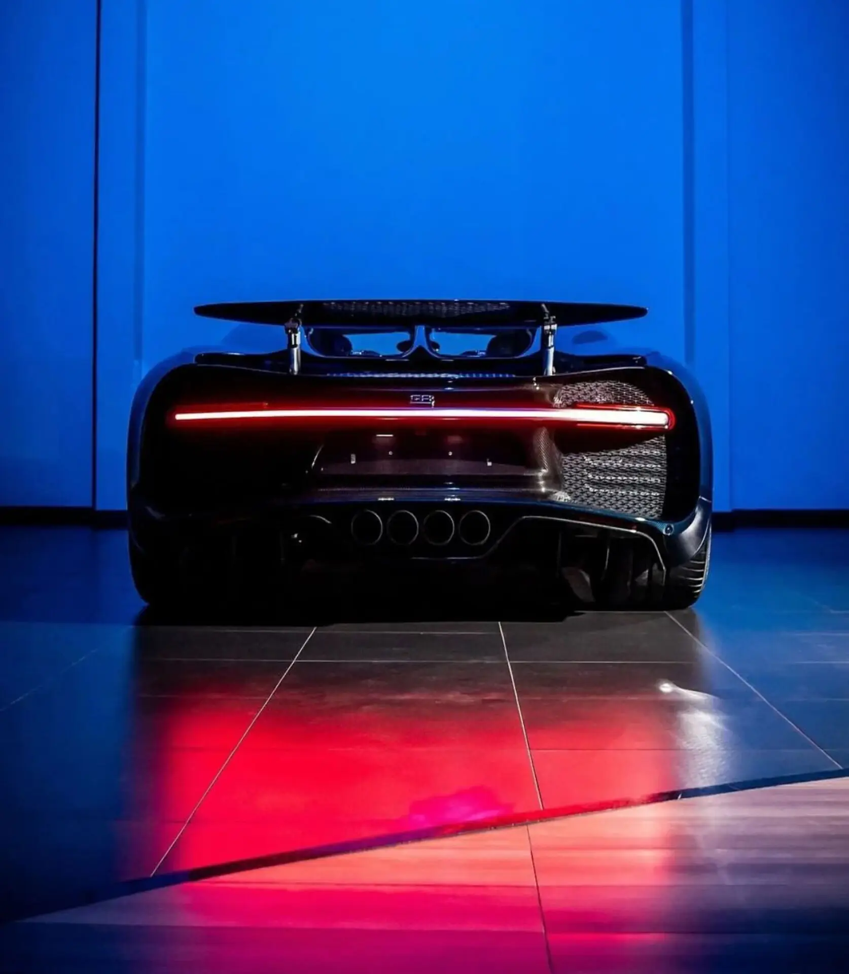 Bugatti Chiron, I, 2023 купить в салоне Million Miles