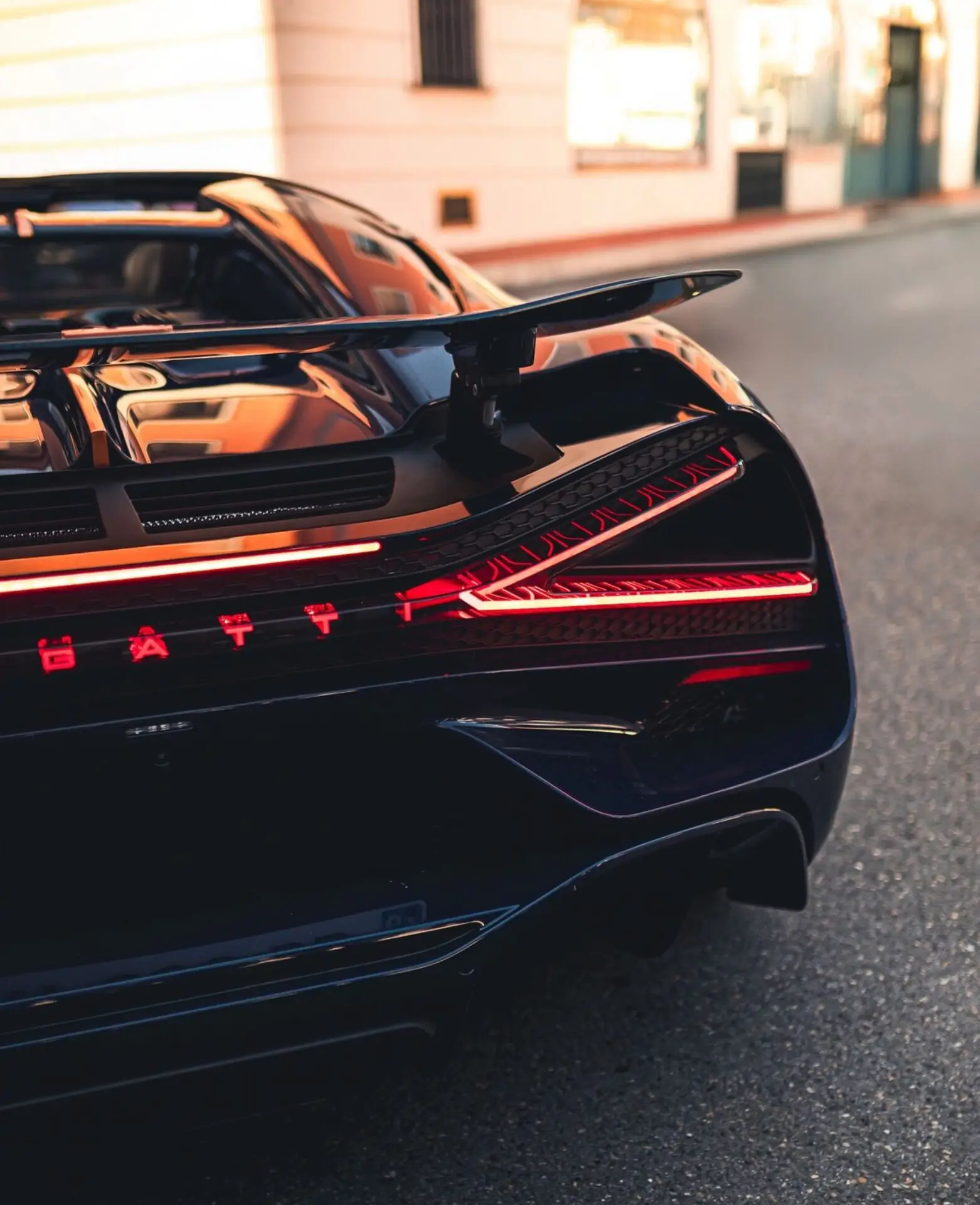 Bugatti W16 Mistral, I, 2024 купить в салоне Million Miles