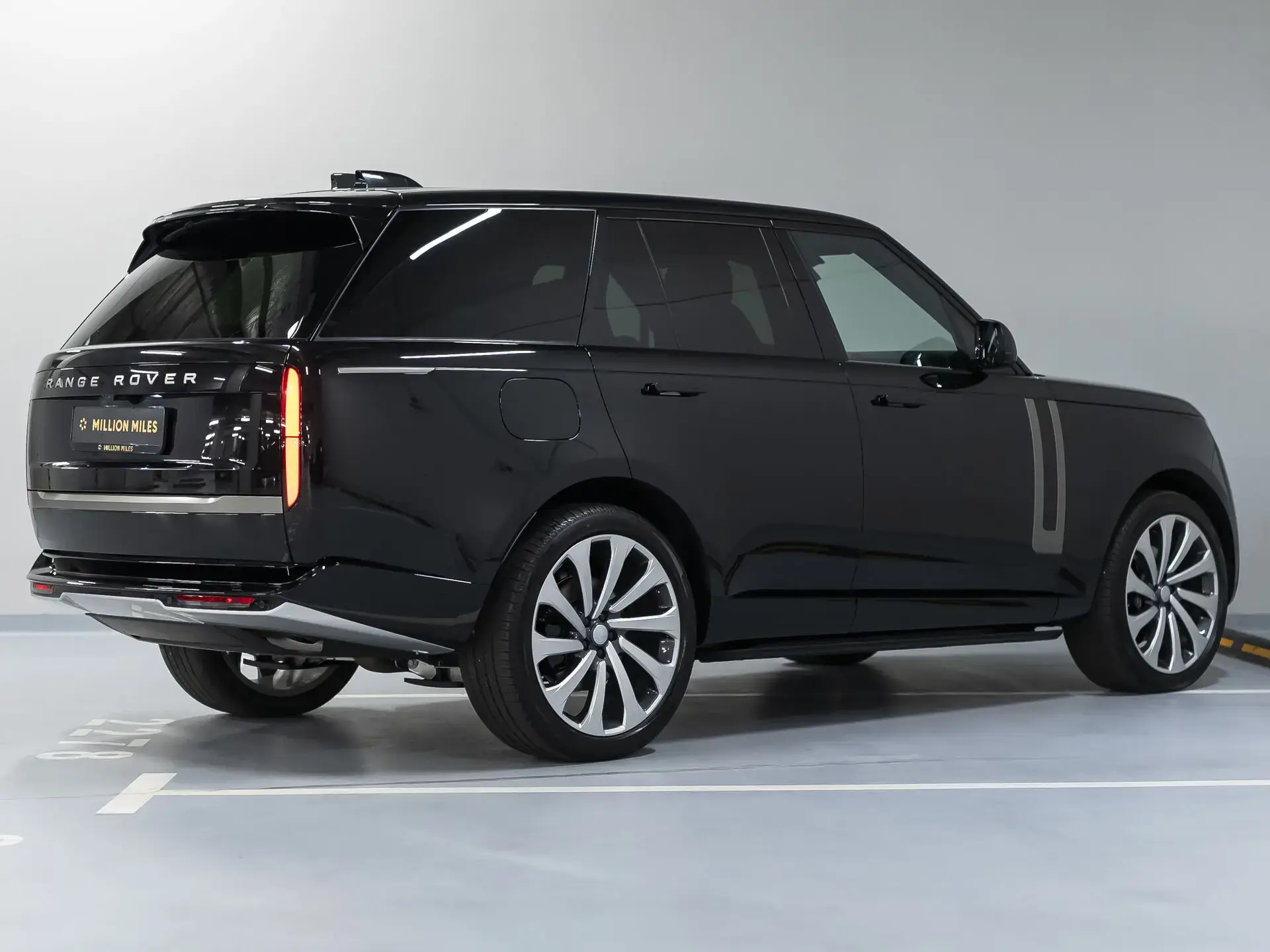 Land Rover Range Rover, V, 2025 купить в салоне Million Miles
