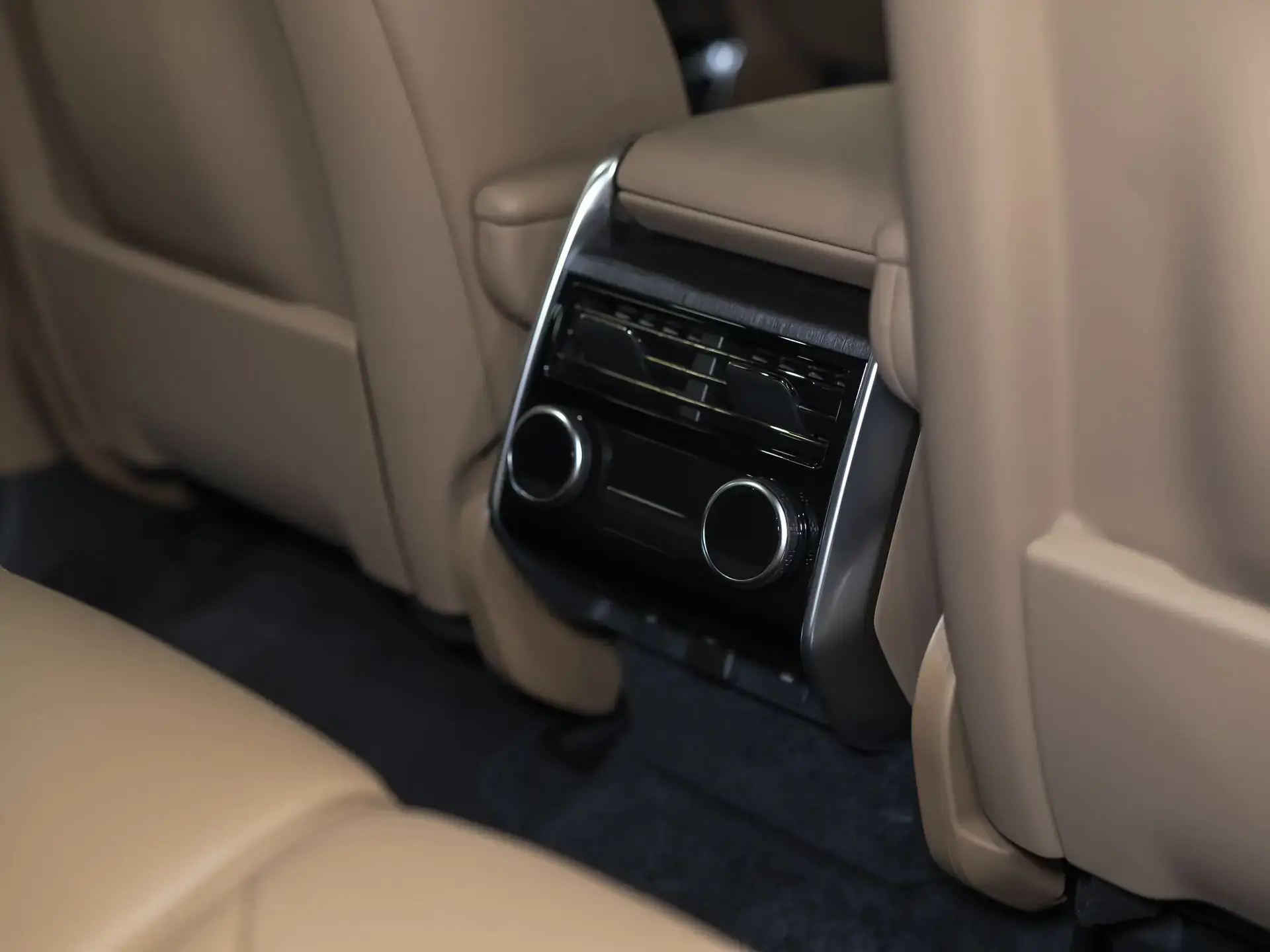 Land Rover Range Rover, V, 2025 купить в салоне Million Miles