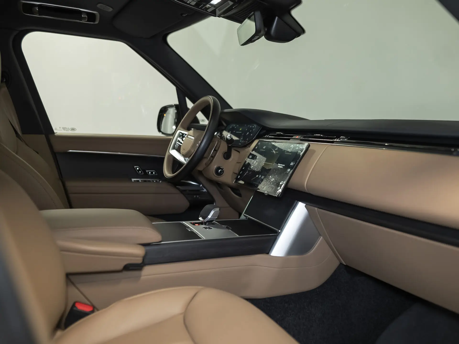 Land Rover Range Rover, V, 2025 купить в салоне Million Miles