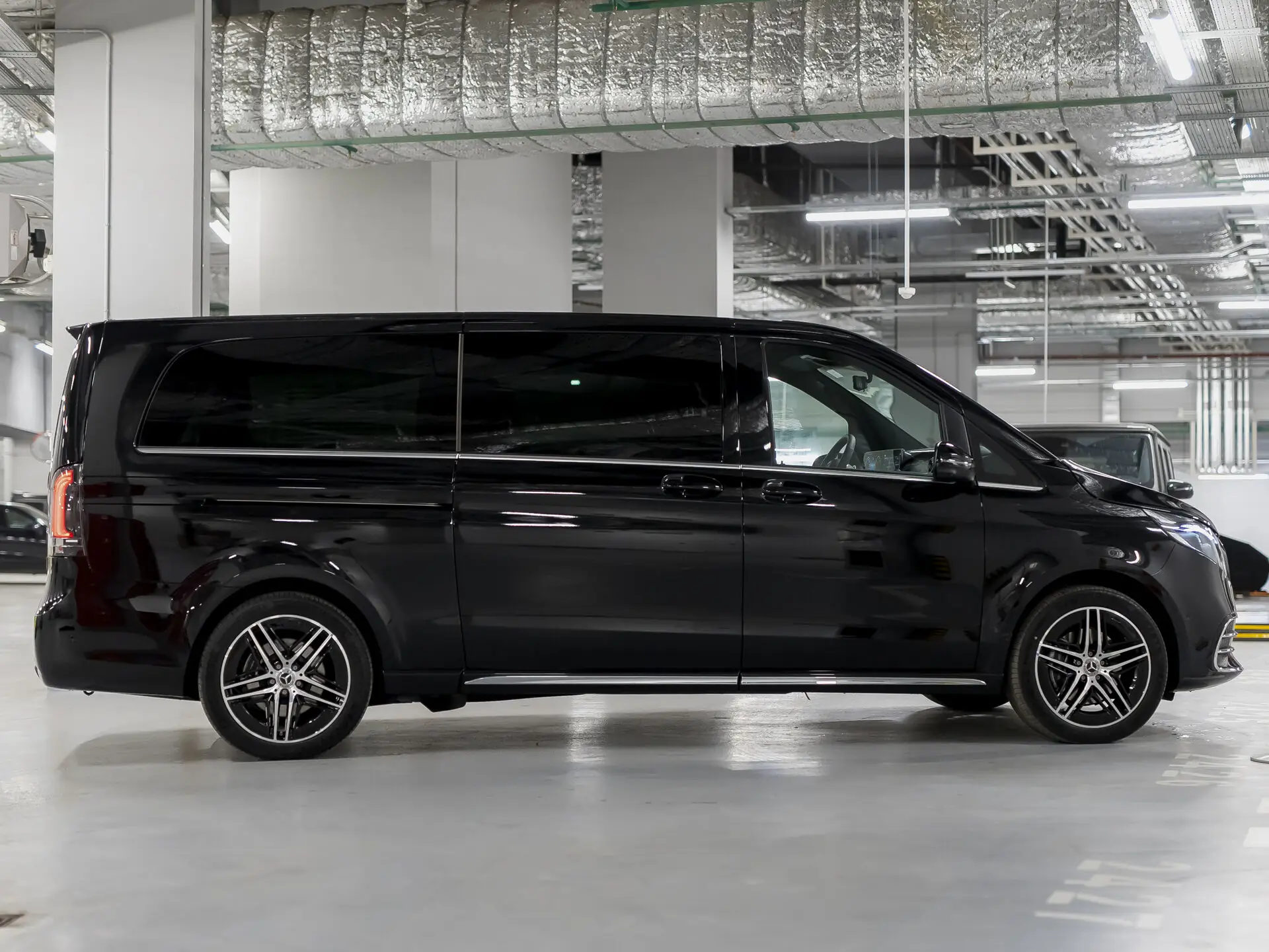 Mercedes-Benz V-Класс, III (W447) Рестайлинг 2, 2025 купить в салоне Million Miles