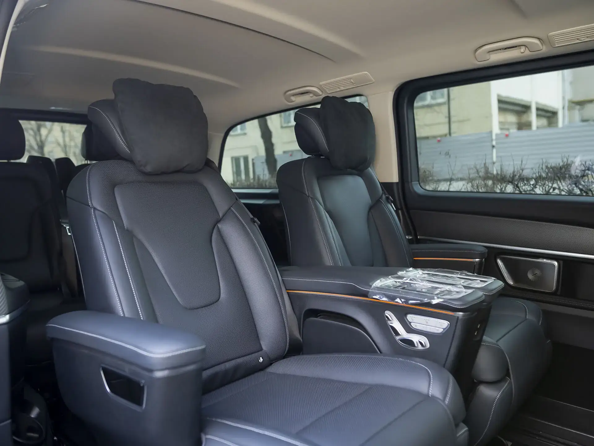 Mercedes-Benz V-Класс, III (W447) Рестайлинг 2, 2025 купить в салоне Million Miles