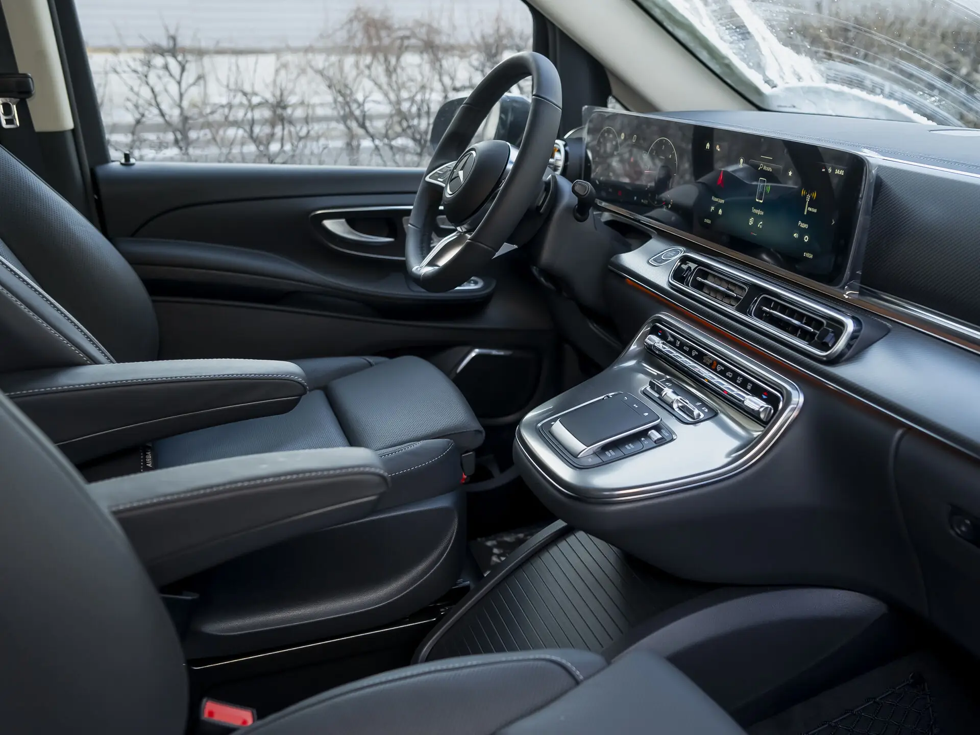 Mercedes-Benz V-Класс, III (W447) Рестайлинг 2, 2025 купить в салоне Million Miles