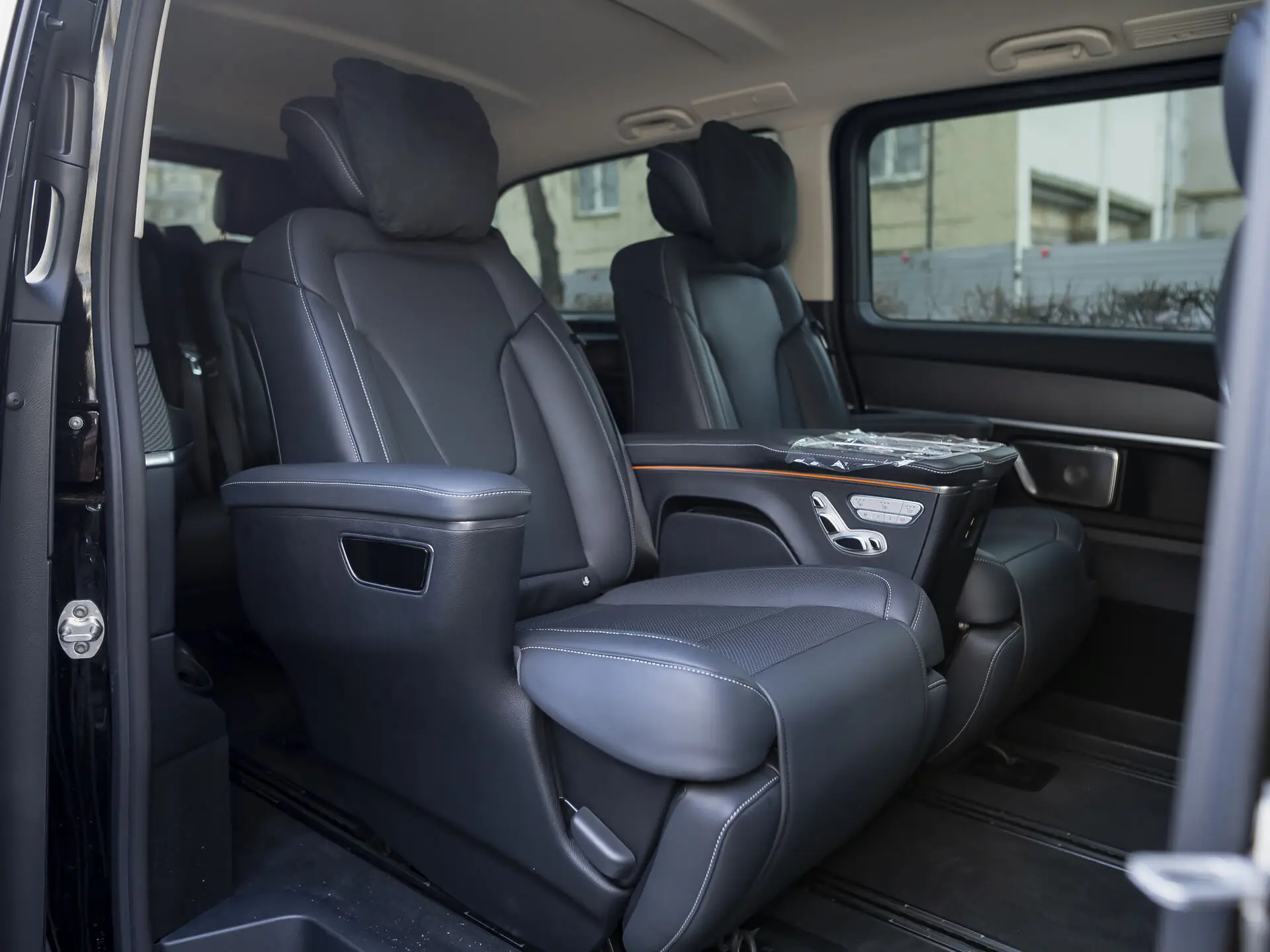 Mercedes-Benz V-Класс, III (W447) Рестайлинг 2, 2025 купить в салоне Million Miles