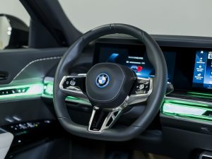 BMW, i7, 2022 купить в салоне Million Miles