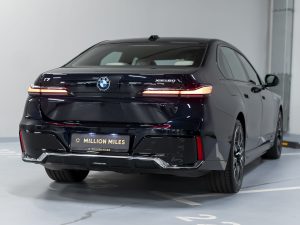 BMW, i7, 2022 купить в салоне Million Miles