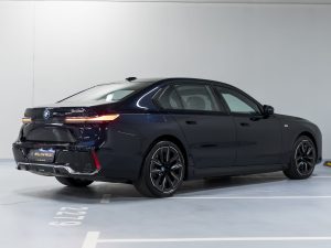 BMW, i7, 2022 купить в салоне Million Miles