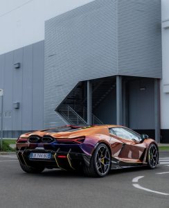 Lamborghini, Revuelto, I, 2025 купить в салоне Million Miles