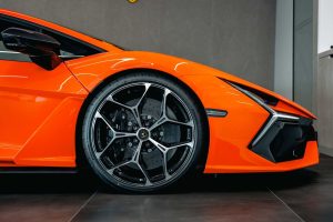 Lamborghini, Revuelto, I, 2025 купить в салоне Million Miles