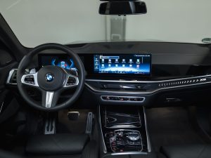 BMW, X5, IV (G05/G18) Рестайлинг, 2023 купить в салоне Million Miles