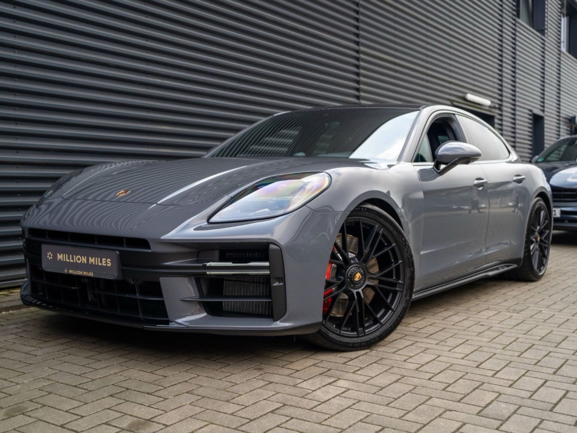 Porsche, Panamera, III, 2025
