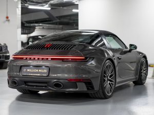 Porsche, 911, VIII (992), 2023 купить в салоне Million Miles