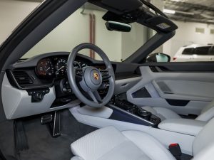 Porsche, 911, VIII (992), 2023 купить в салоне Million Miles