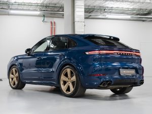 Porsche, Cayenne, III Рестайлинг, 2023 купить в салоне Million Miles