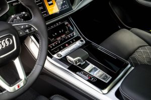 Audi, Q8, I (4M) Рестайлинг, 2025 купить в салоне Million Miles