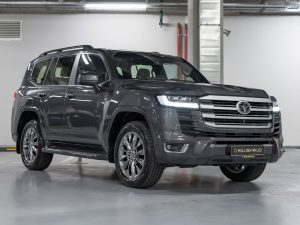 Toyota, Land Cruiser, 300 Series, 2024 купить в салоне Million Miles
