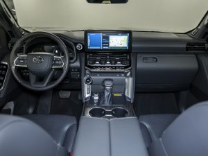 Toyota, Land Cruiser, 300 Series, 2024 купить в салоне Million Miles
